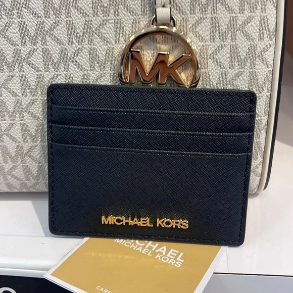 MICHAEL KORS
Leather Large Card Holder Case Wallet
Black
NWT - Picture 7 of 16